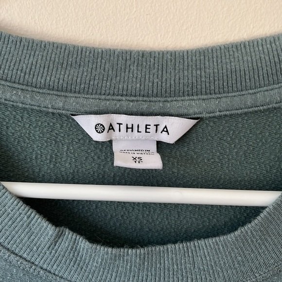 athleta crew neck, size xs - Picture 2 of 2